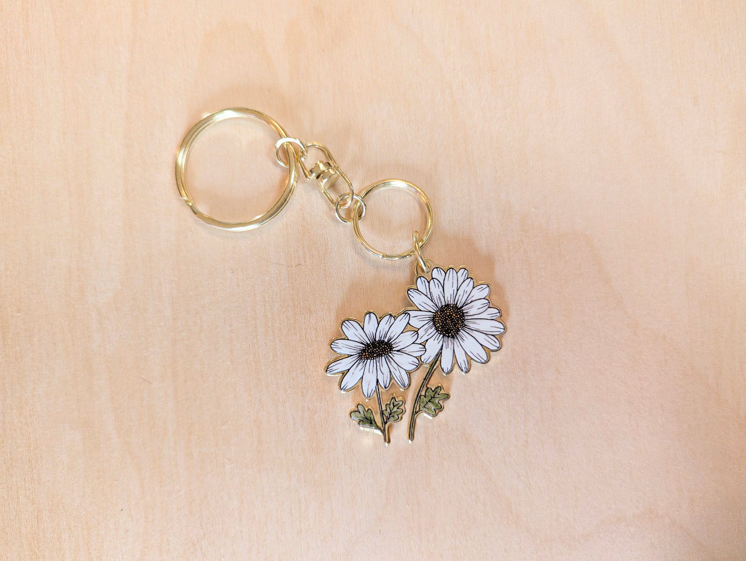 Daisy Botanical Hand-Illustrated Metal Keychain